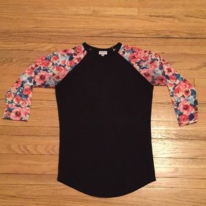 Xxs LuLaRoe Randy Tee